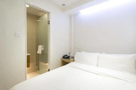 Hotel Pandora Tsim Sha Tsui  Buitenkant foto
